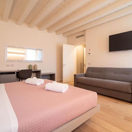 Calcirelli Suites Βερόνα Εξωτερικό φωτογραφία